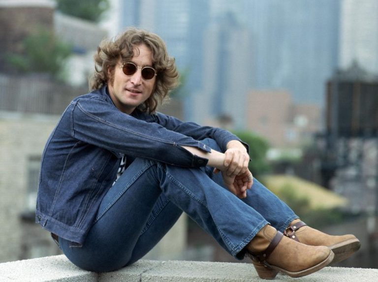 Interview: Bob Gruen (John Lennon, Led Zeppelin, The Clash, Sex Pistols photographer)
