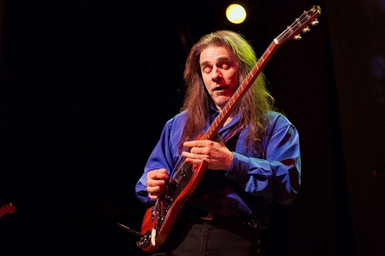 Interview: Frank Marino (Mahogany Rush, solo) -2014