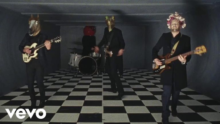 Franz Ferdinand – Love Illumination