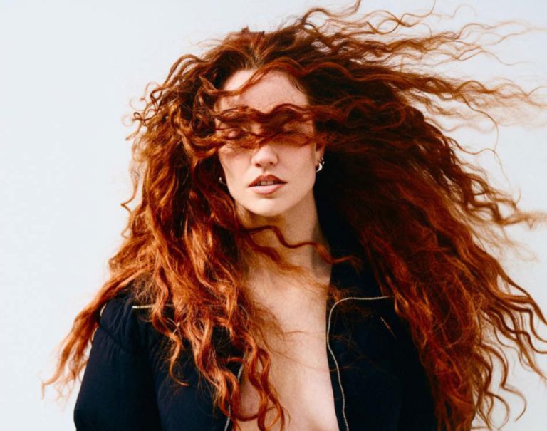 Jess Glynne