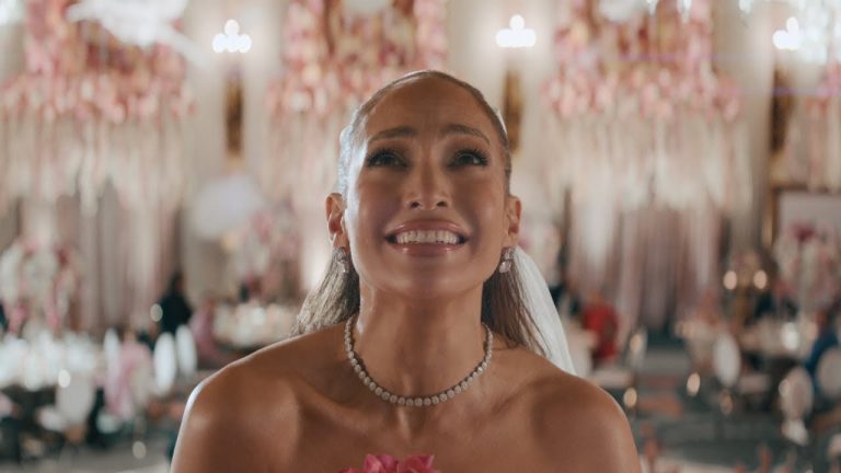 Jennifer Lopez Shares Video for New Song “Can’t Get Enough”