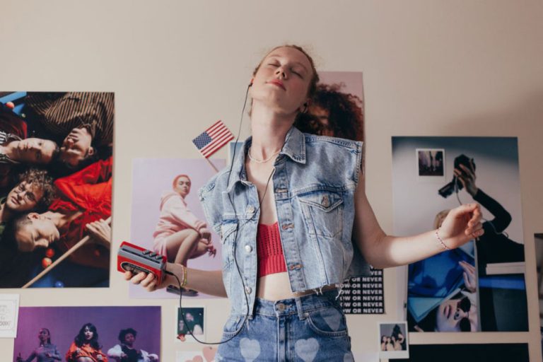 Journey Through the '90s: A Playlist of Iconic Soundtracks