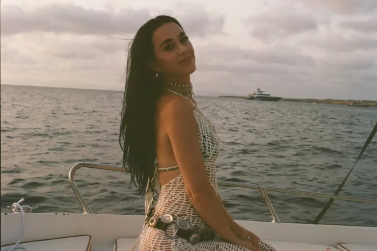Katy Perry Unveils Heartfelt Single 'Lifetimes'