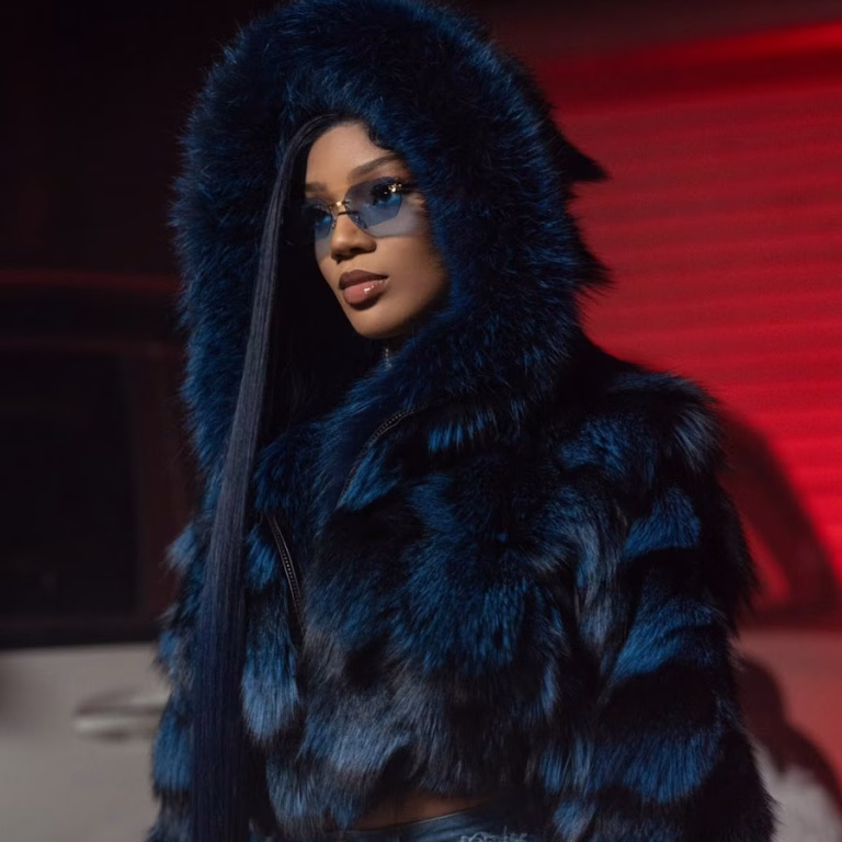 GloRilla Teases Debut Album Release in October: "We Gon' Go Number One!"