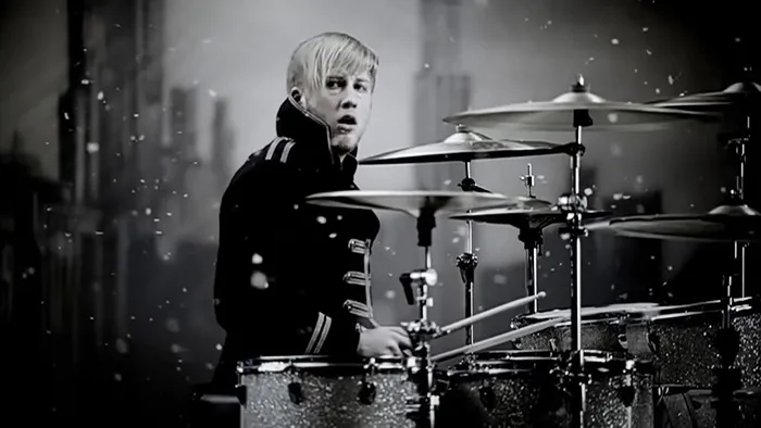 Bob Bryar performing with My Chemical Romance on stage