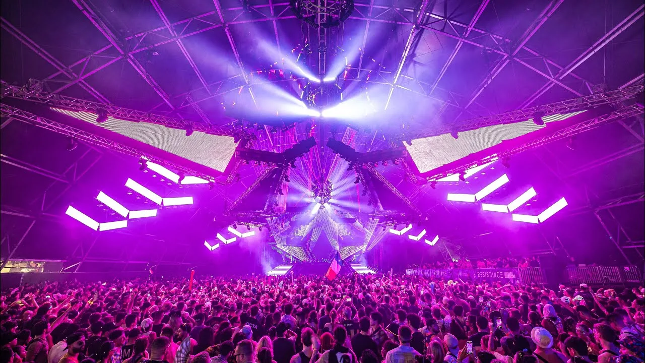 Ultra Miami 2025: RESISTANCE MegaStructure Shines at 25th Anniversary Celebration.