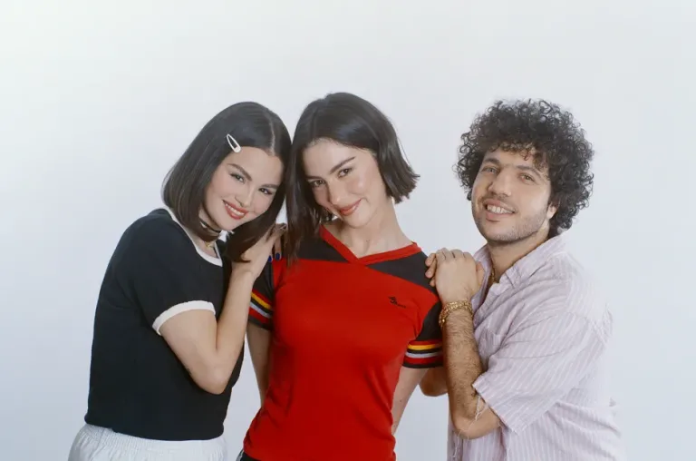 Selena Gomez, Benny Blanco & Gracie Abrams Call Me When You Break Up