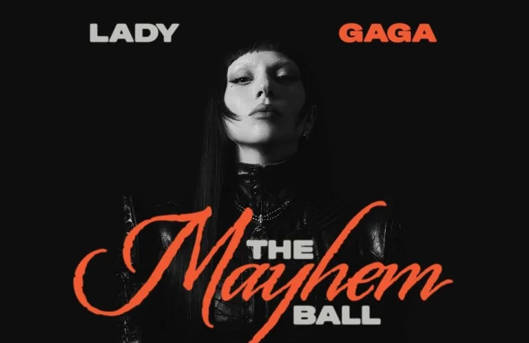 Lady Gagae The MAYHEM Ball tour