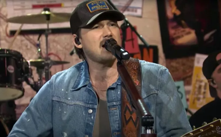 Morgan Wallen performs I’m The Problem on SNL 2025