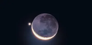 Celestial Smile Venus Saturn Moon Alignment 2025