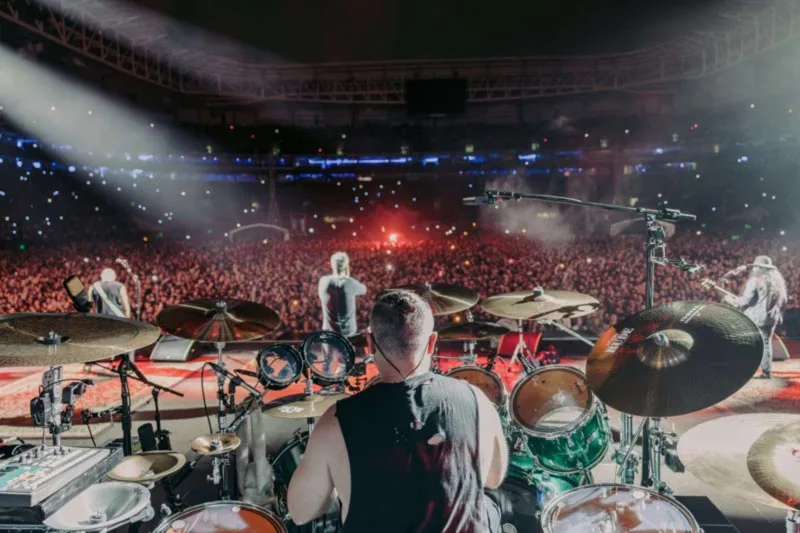System of a Down ignite São Paulo crowd with flares and chaos during viral Brazil concert