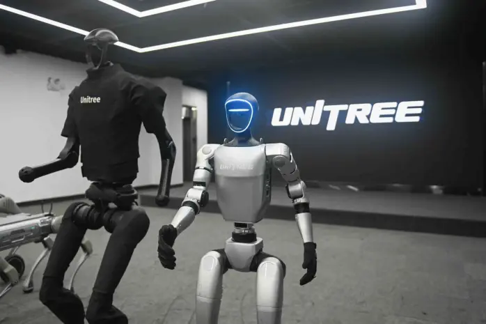 Unitree H1 robot glitch during live China tech demo
