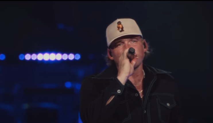 Morgan Wallen performing live during his tour