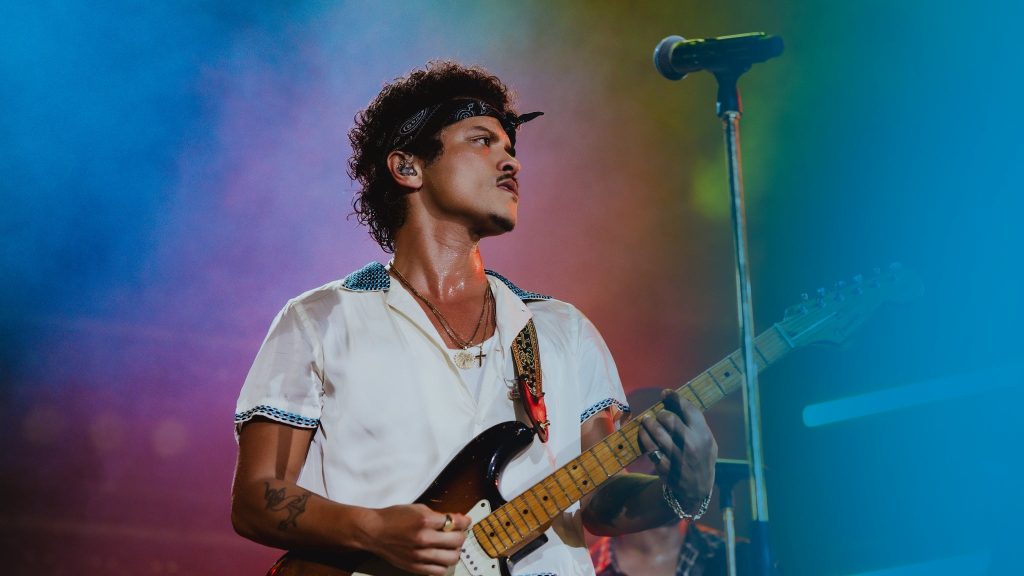 Bruno Mars singing live in 2025 concert