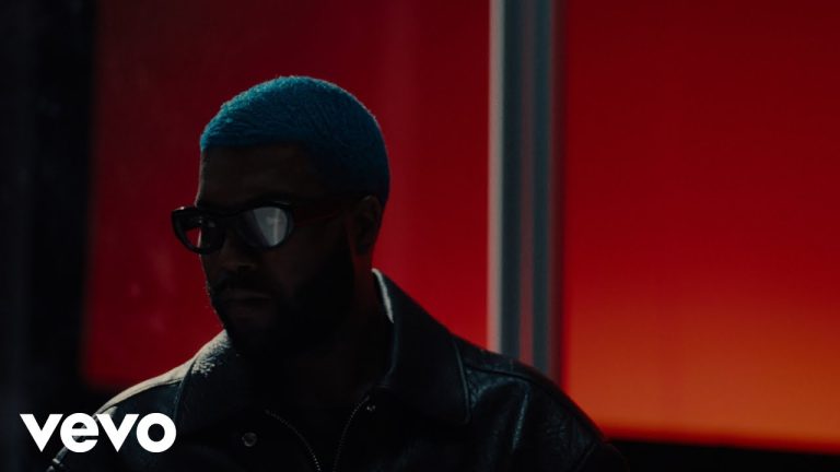 Khalid “In Plain Sight” music video still