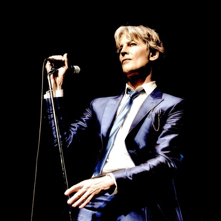 David Bowie live
