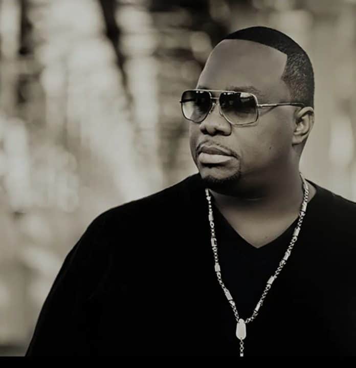 House music vocalist Ron Carroll