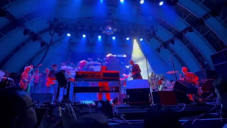 Pulp and LCD Soundsystem perform Heaven 17 cover live at Hollywood Bowl