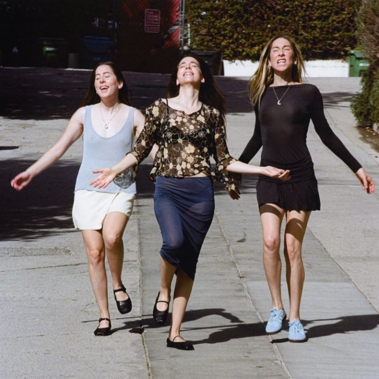 HAIM and Bon Iver recording Tie You Down – I Quit Deluxe