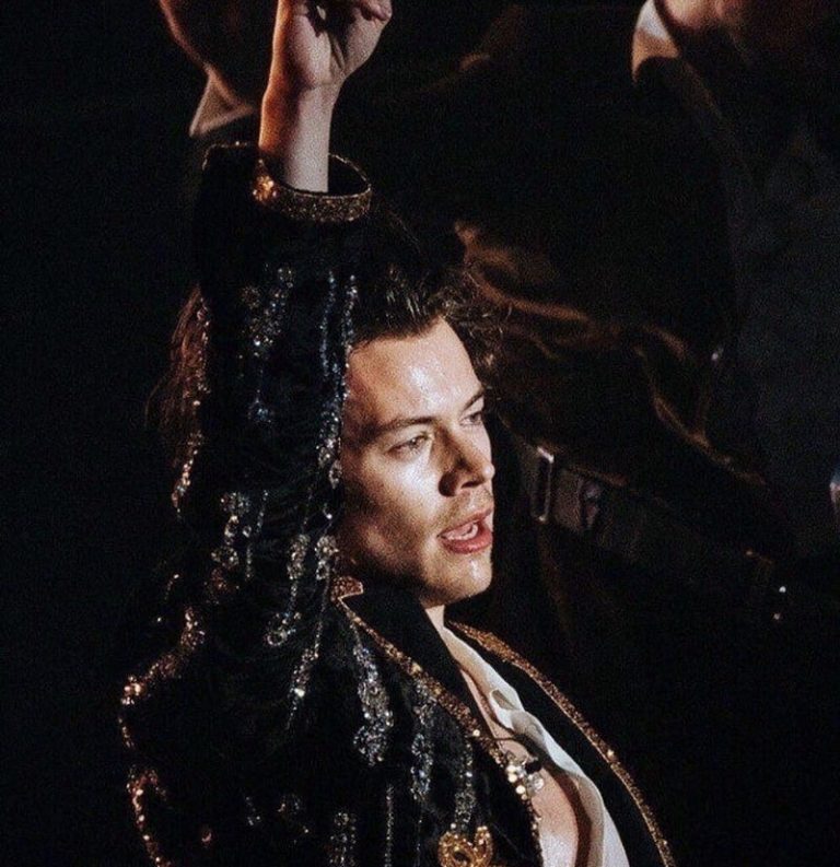 Harry Styles Announces New Album Kiss All the Time. Disco, Occasionally