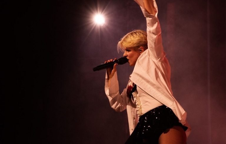 Robyn Unveils 'Sexistential' Global Arena Tour