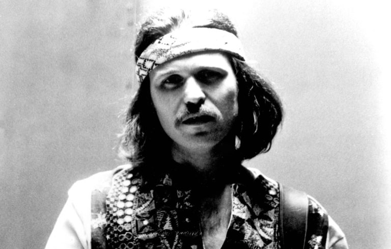 Country Joe McDonald, Voice of the Woodstock Generation, Dies at 84