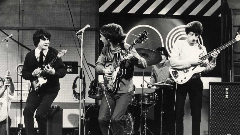 ay Davies and Dave Davies of The Kinks performing live